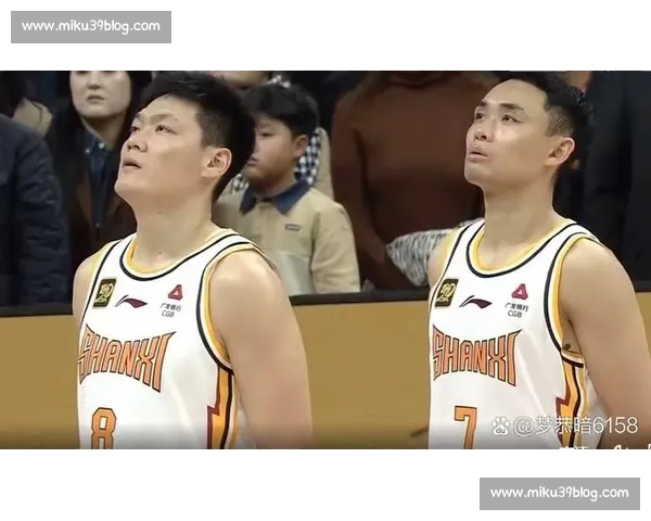 最新篮球比分出炉强队对决引爆季后赛格局风云再起今日多场鏖战悬念迭起 - 副本 最新篮球比分出炉强队对决引爆季后赛格局风云再起今日多场鏖战悬念迭起 - 副本