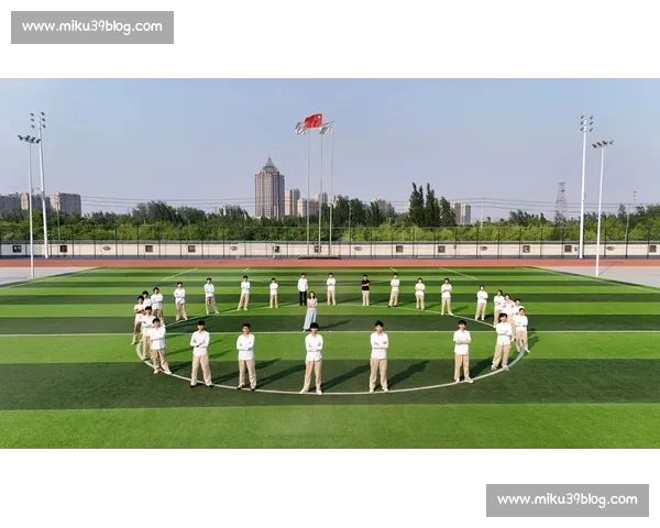 激情绽放青春力量奏响校园田径赛最强音盛典点燃梦想拼搏荣耀新篇章 - 副本 激情绽放青春力量奏响校园田径赛最强音盛典点燃梦想拼搏荣耀新篇章 - 副本