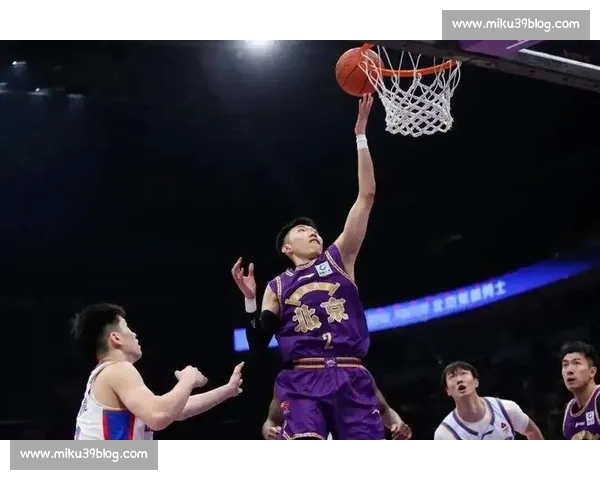 篮球积分形势牵动季后赛格局各队竞争进入白热化阶段关键冲刺阶段 - 副本 (2)